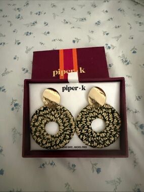 Piper·k Gold and Black Braided Circle Drop Earrings